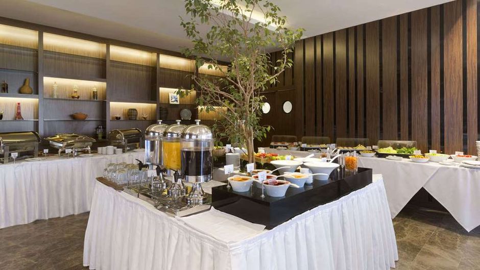 Ramada Encore Istanbul Airport Restaurant