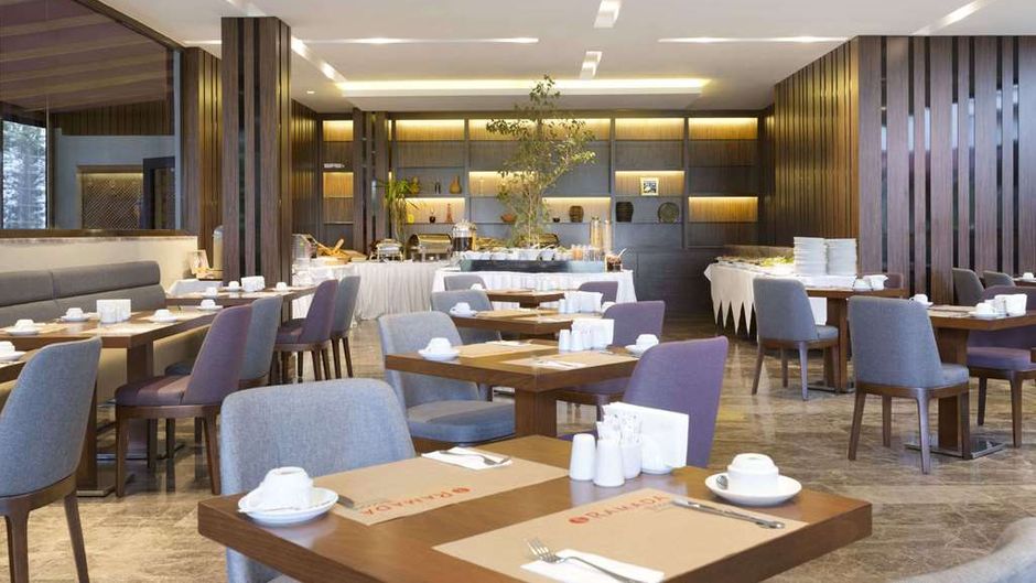 Ramada Encore Istanbul Airport Restaurant