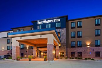 Best Western Plus Lincoln Inn & Suites