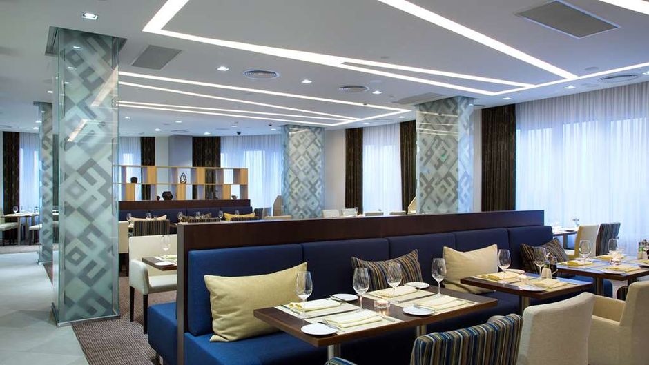 Hilton Garden Inn Ufa Riverside Restaurant