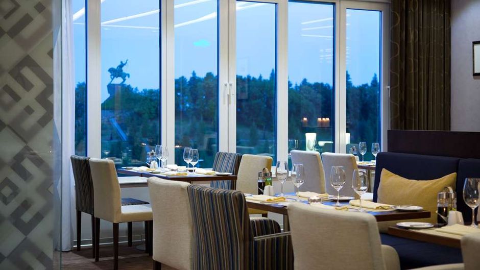 Hilton Garden Inn Ufa Riverside Restaurant