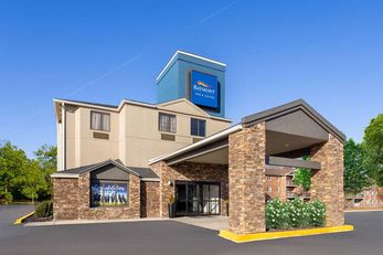Baymont Inn/Suites Wilmington South Area