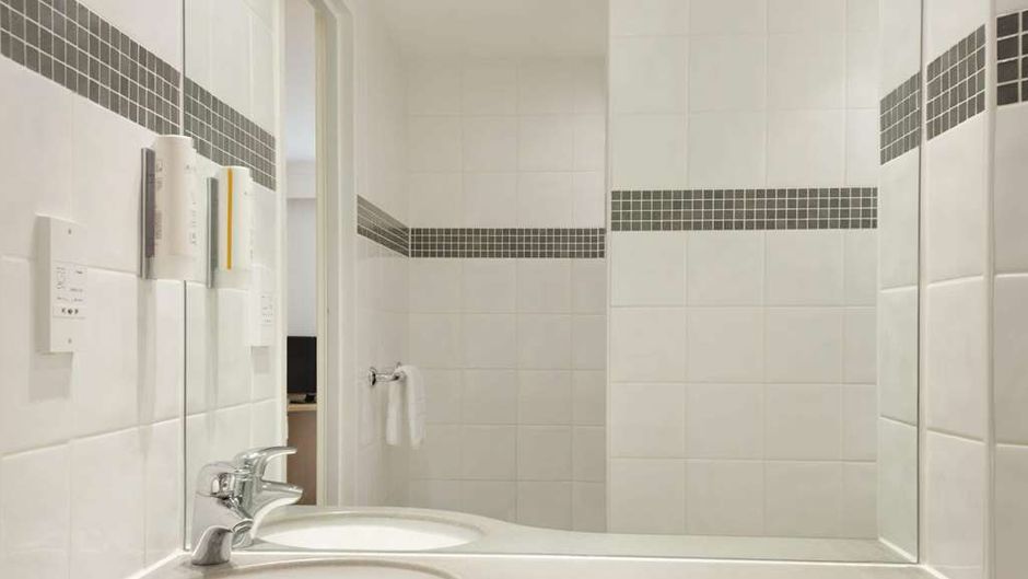Ramada Wakefield Room