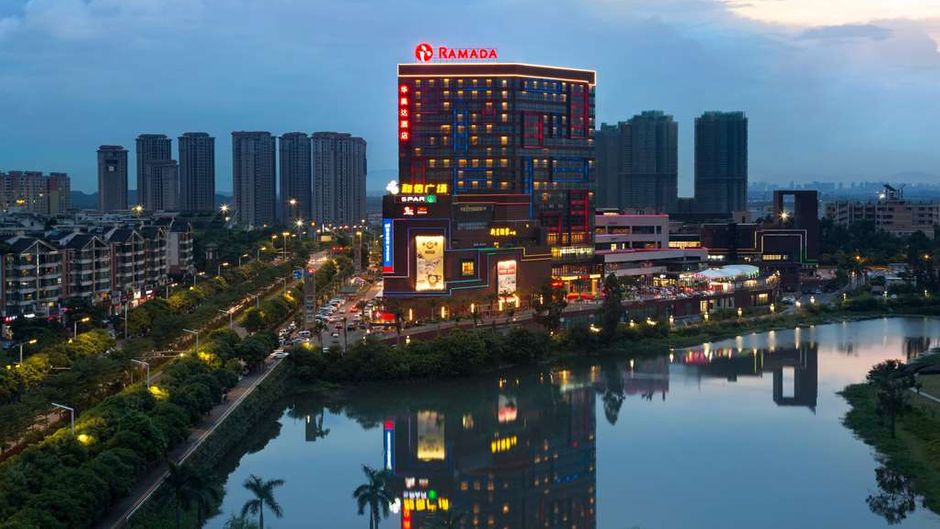 Ramada Foshan Nanhai Exterior