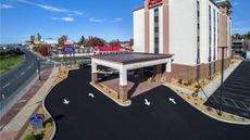 Hampton Inn & Suites Downtown