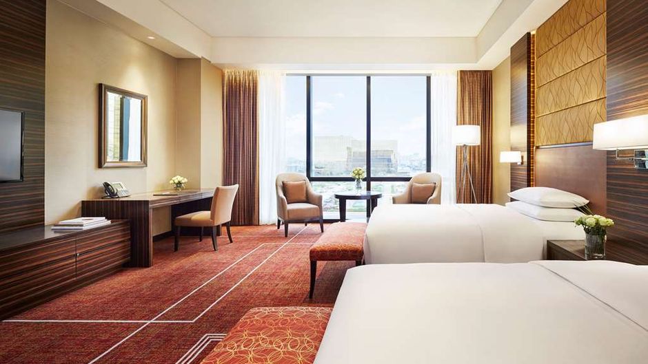 Hyatt Regency Manila, City of Dreams Room