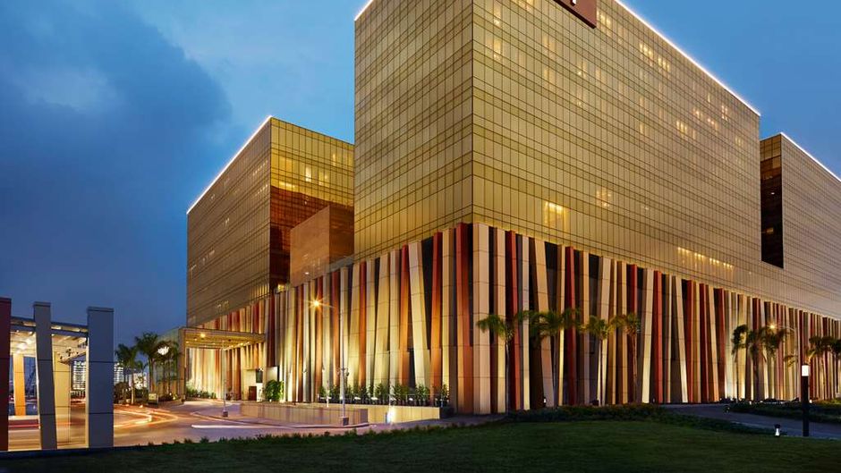 Hyatt Regency Manila, City of Dreams Exterior