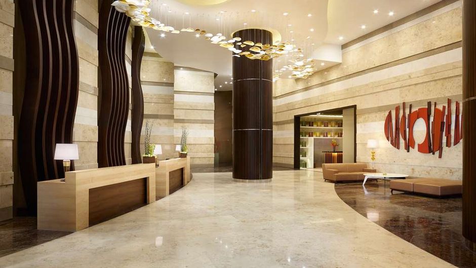 Hyatt Regency Manila, City of Dreams Lobby