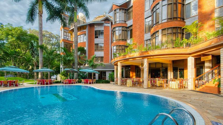 Kibo Palace Pool