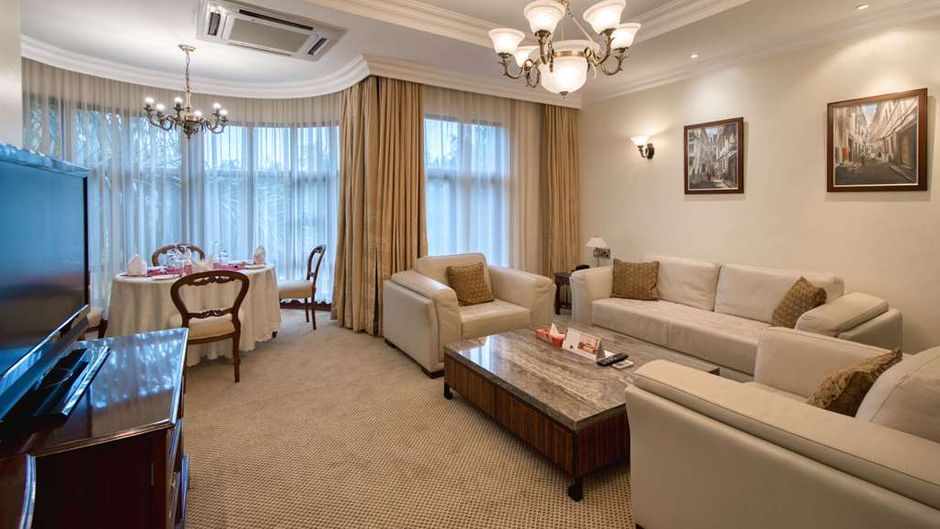 Kibo Palace Suite
