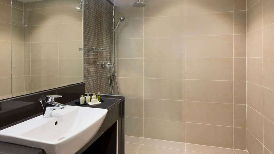 Ramada Resort by Wyndham Dar Es Salaam Room