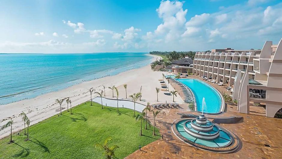 Ramada Resort by Wyndham Dar Es Salaam Exterior