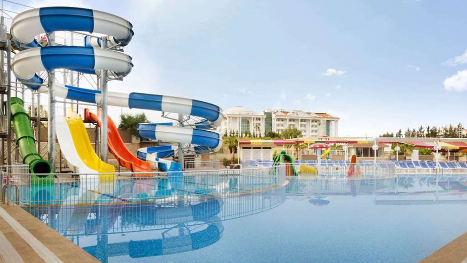 Ramada Resort Side Pool