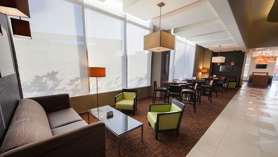 Hyatt Place Tijuana Lobby