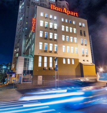 Bonapart Hotel