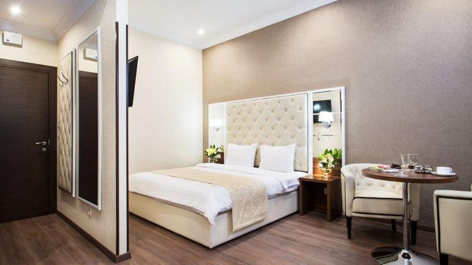 Bonapart Hotel Suite