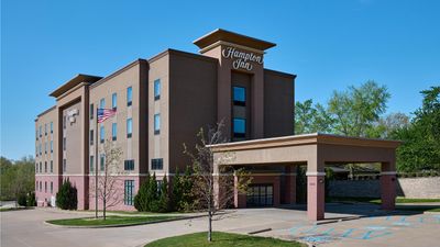 Hampton Inn Poplar Bluff