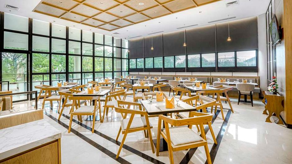Golden Tulip Pontianak Restaurant