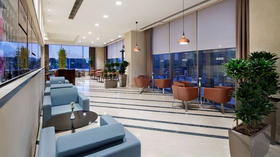 Hilton Garden Inn Istanbul Beylikduzu Lobby
