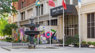 Hampton Inn & Suites Roanoke-Downtown
