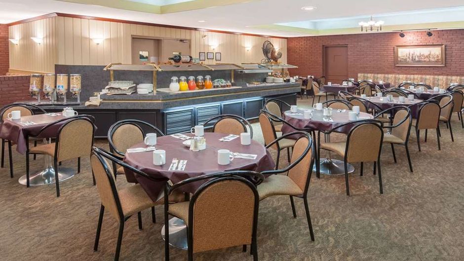 Ramada Calgary Downtown Restaurant