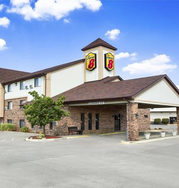 Super 8 Carbondale