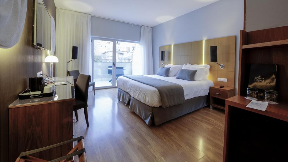 Evenia Rossello Room