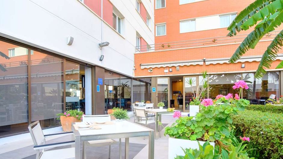 Hilton Garden Inn Malaga Exterior