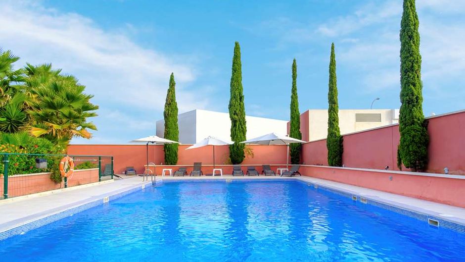 Hilton Garden Inn Malaga Pool