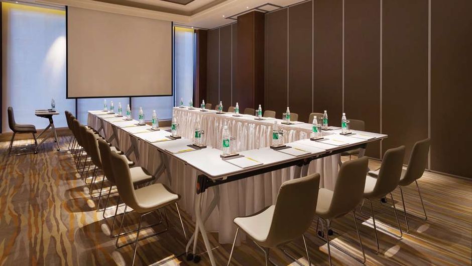 Hilton Garden Inn Dandong Meeting