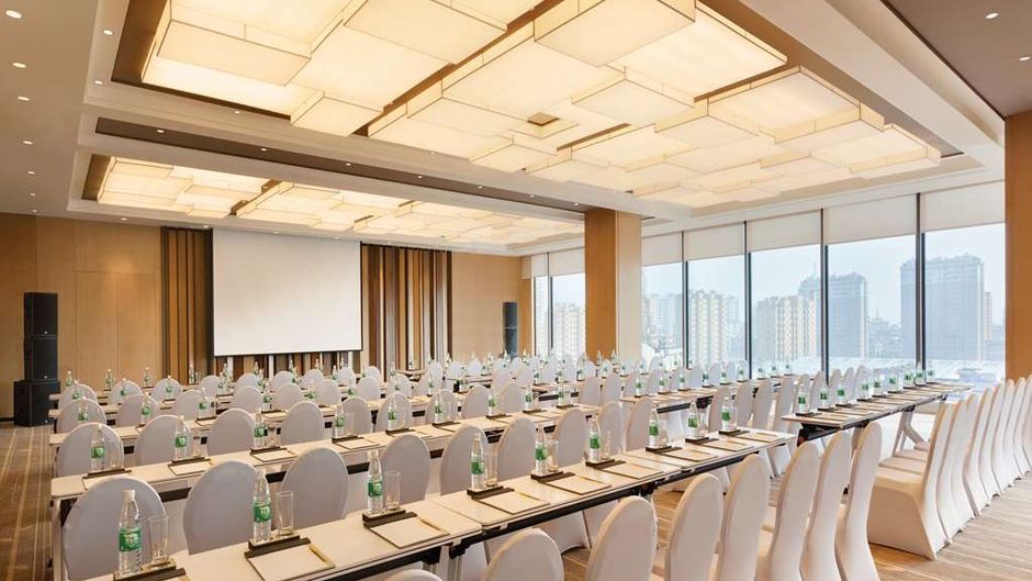 Hilton Garden Inn Dandong Meeting