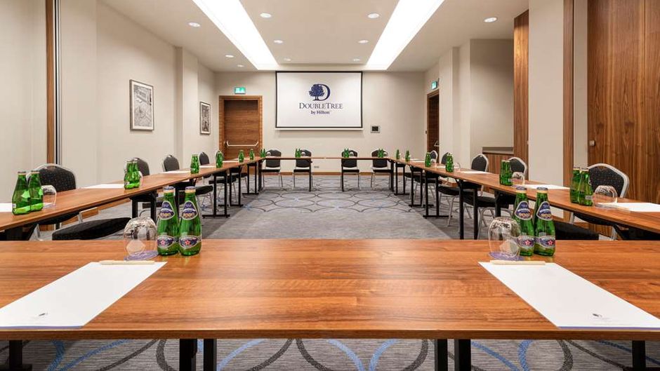 DoubleTree by Hilton Krakow Hotel Meeting