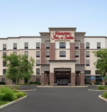Hampton Inn & Suites Harmarville