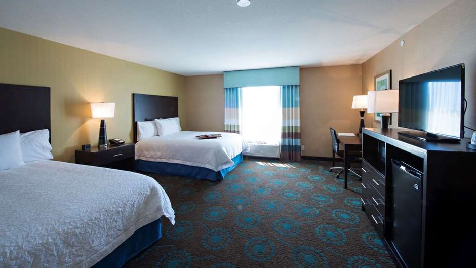 Hampton Inn Saskatoon South Room