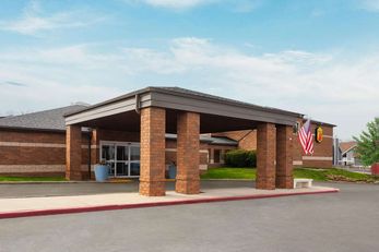 Super 8 Copley Akron