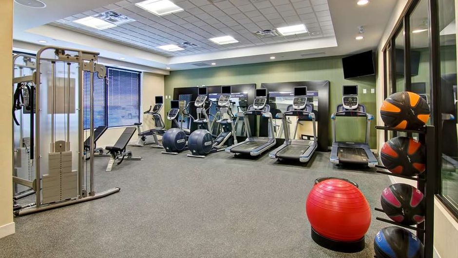 Hampton Inn & Suites Saskatoon Airport Health