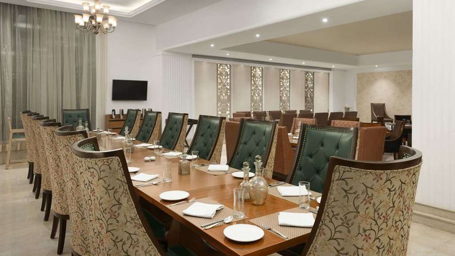 Ramada Plaza Chandigarh Zirakpur Restaurant