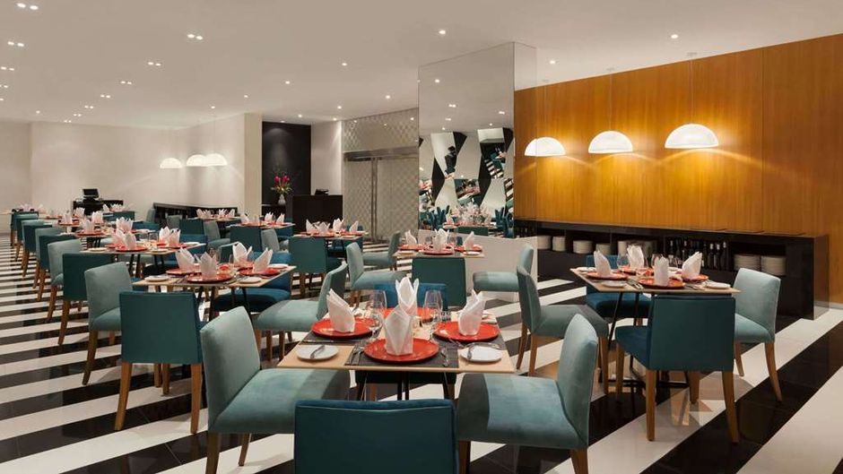 Wyndham Costa del Sol Lima City Restaurant
