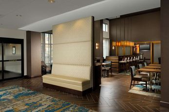 Hampton Inn & Suites Baltimore