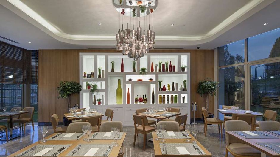 DoubleTree by Hilton Istanbul - Tuzla Restaurant