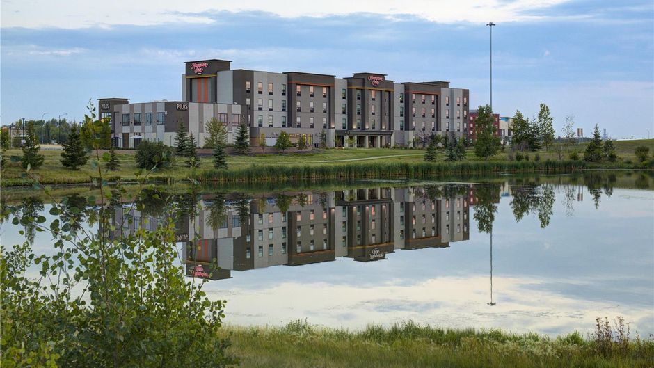 Hampton Inn by Hilton Edmonton/Sherwood Exterior