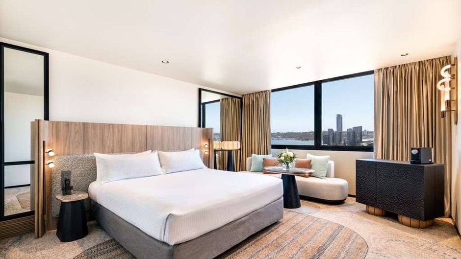 Pan Pacific Perth Room