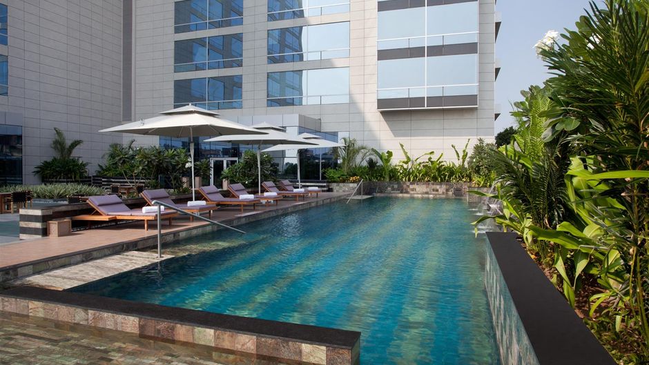 Hyatt Regency Ahmedabad Pool