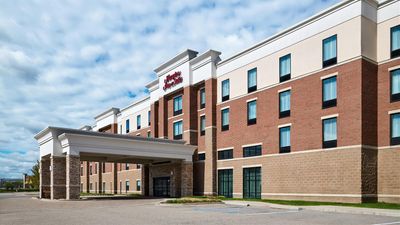 Hampton Inn & Suites Detroit/Troy