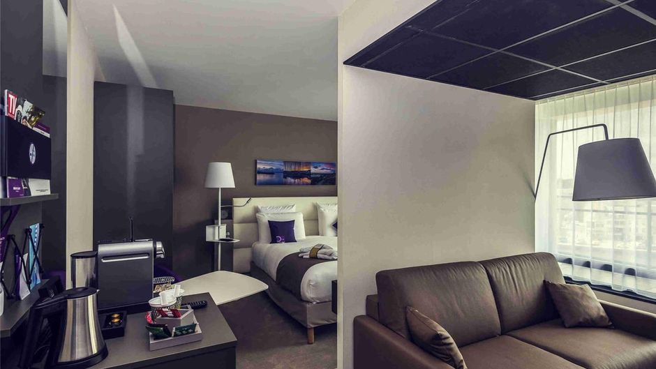 Hotel Mercure Cherbourg Centre Port Room