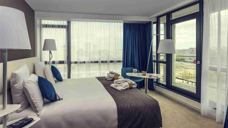 Hotel Mercure Cherbourg Centre Port Room