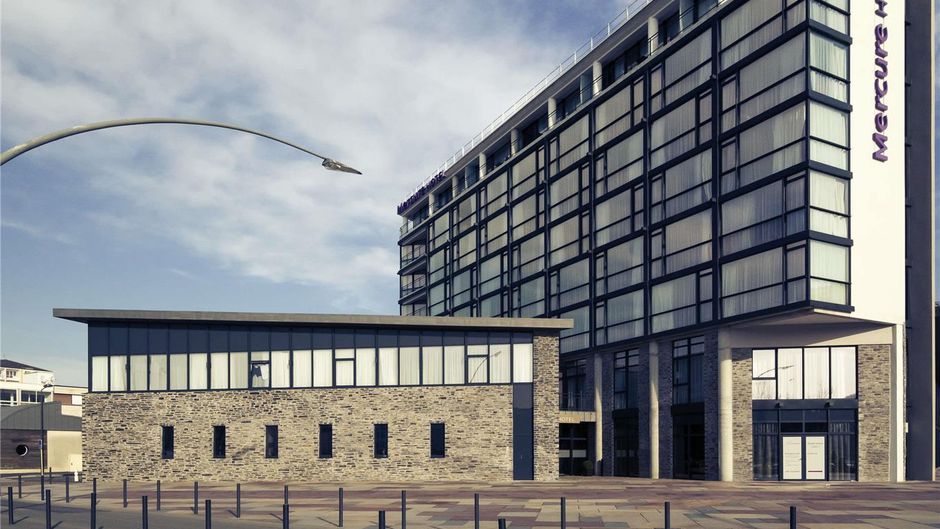 Hotel Mercure Cherbourg Centre Port Exterior
