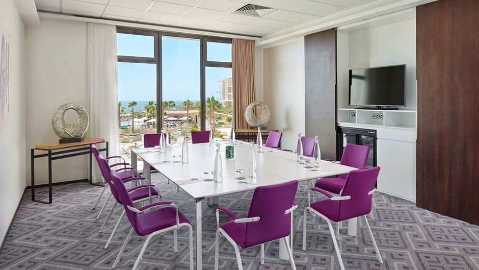 Hyatt Place Taghazout Bay Meeting