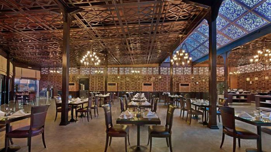 Ezdan Hotel, West Bay Restaurant