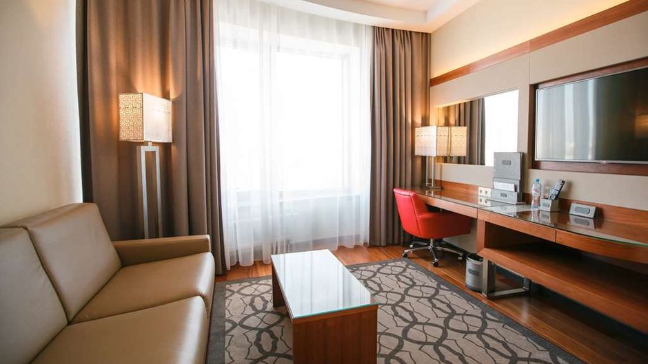 Ramada Plaza Voronezh City Centre Suite